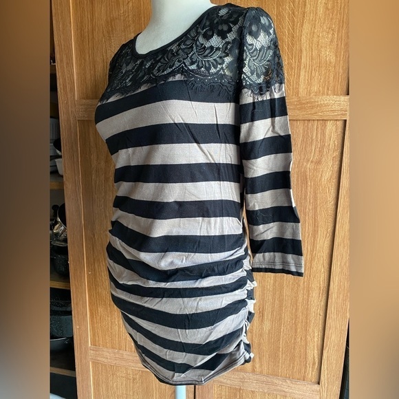 MATERNITY Striped Lace Top - Picture 1 of 1
